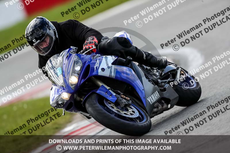 donington no limits trackday;donington park photographs;donington trackday photographs;no limits trackdays;peter wileman photography;trackday digital images;trackday photos